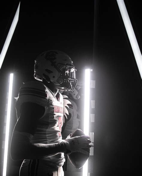 Forecasting South Carolina's Recruiting Approach - Sports Illustrated ...