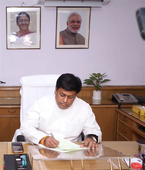 Press Release:Press Information Bureau