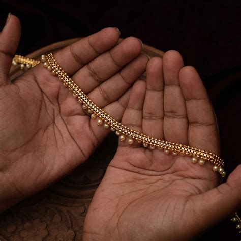 Stylish and Supportive Hip Belt for Everyday Comfort