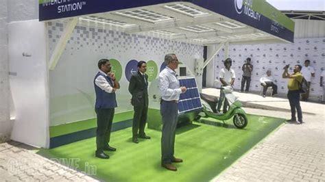Sun Mobility launches smart battery swap platform for electric two and ...