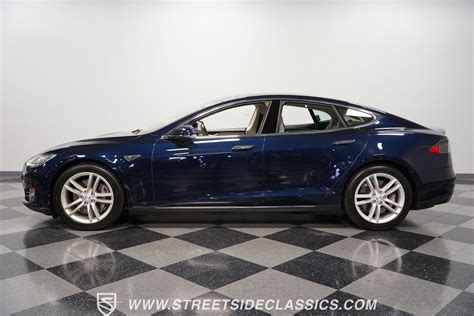 2014 Tesla Model S | Classic Cars for Sale - Streetside Classics