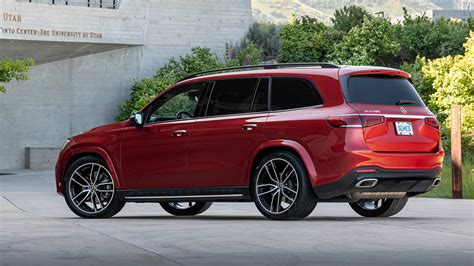 Mercedes GLS 580 4MATIC – Test Drive in the S-Class SUV | quickcareview.com - Free Car Video Reviews