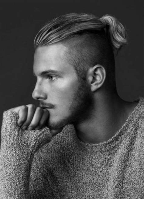 MAN WITH LONG HAIR TOP PONYTAIL | Mens hairstyles undercut, Viking hair ...