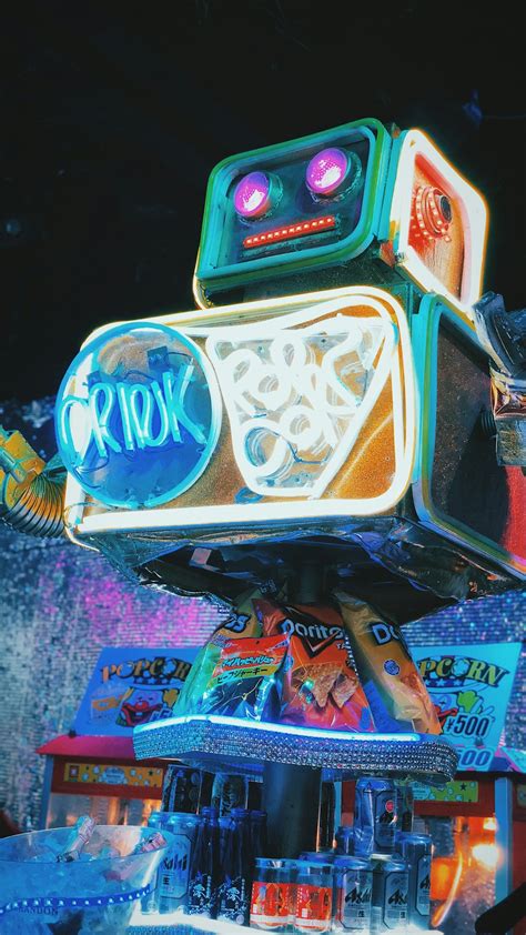 Android vs Robot vs Cyborg 的图像结果