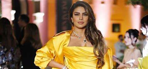 Priyanka Disses Bollywood & Recalls Being Called 'Black Cat' And Get 10 ...