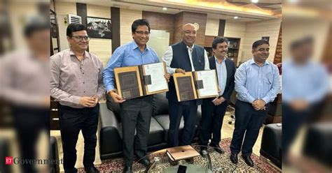 Green Energy Push: IREDA, IIFCL join hands to finance renewable energy ...