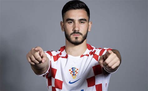 STRAPOTERE FISICO ED ELEGANZA: JOSIP SUTALO, IL MURO CROATO CHE PIACE ...