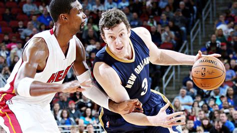 New Orleans Pelicans' Omer Asik could miss two weeks with ankle sprain ...