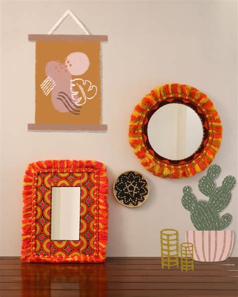 Fiery Muse Round Mirror – Attirail Shop