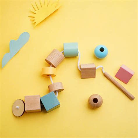Buy Lacing Toys - Colourful Wooden Beads – SmartBee Toys