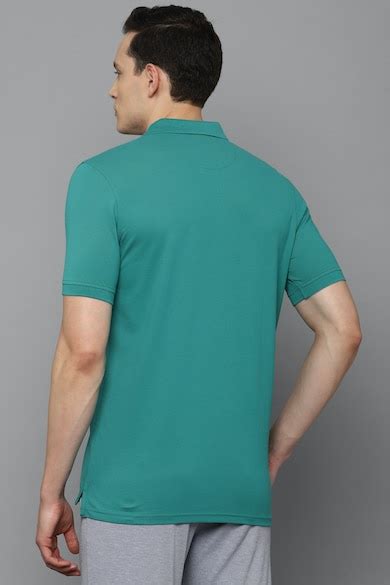Buy Men Green Solid Polo Neck T-shirt Online - 560562 | Louis Philippe