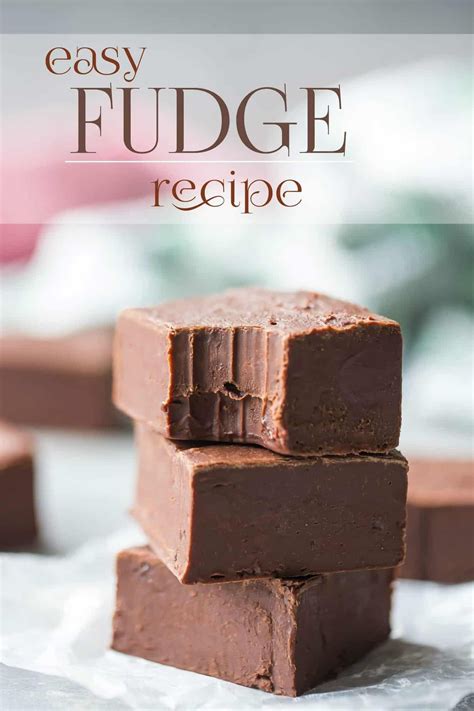 Easy Homemade Chocolate Fudge: just 4 simple ingredients, and it only takes 10 minutes to make ...