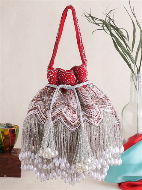 Royal potli – Kasturi pearls