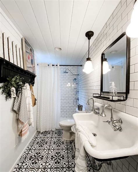 Bathroom with Black and White Mosaic Floor Tiles - Soul & Lane