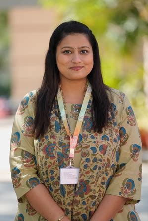 Dr.Shreya Deepak Verma - Faculty Detail Page