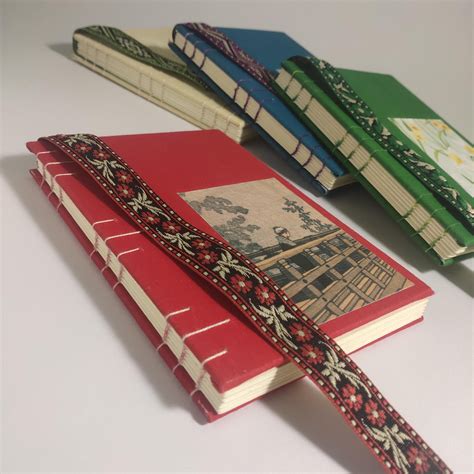 Coptic Stitch Binding Tutorial 的图像结果