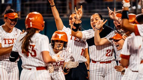 Texas Longhorns softball: Leighann Goode's homer sparks 4-2 win over ...