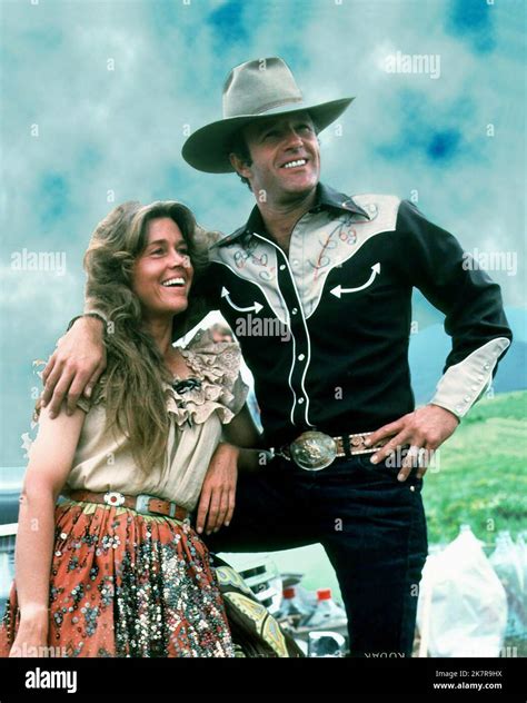 Jane Fonda & James Caan Film Comes A Horseman (1978) Characters: Ella ...