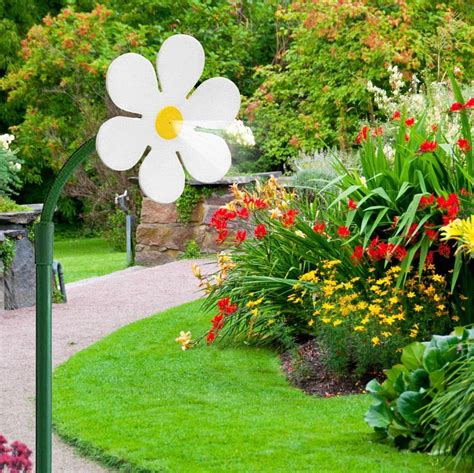 SDJMa Crazy Flower Shaped Garden Sprinkler, Garden Lawn Sprinklers for ...
