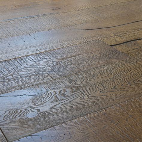 Distressed Oiled Golden Sawn Engineered Oak Lusso Trento Flooring