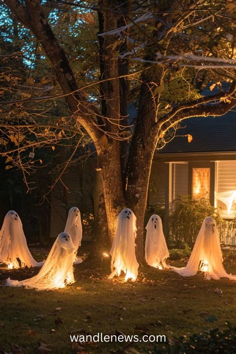 19 Creative Halloween Garden Decoration Ideas for Front Yards