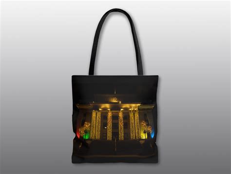 Tote Bag – The Yavapai County Court House in Prescott, Arizona Dressed ...