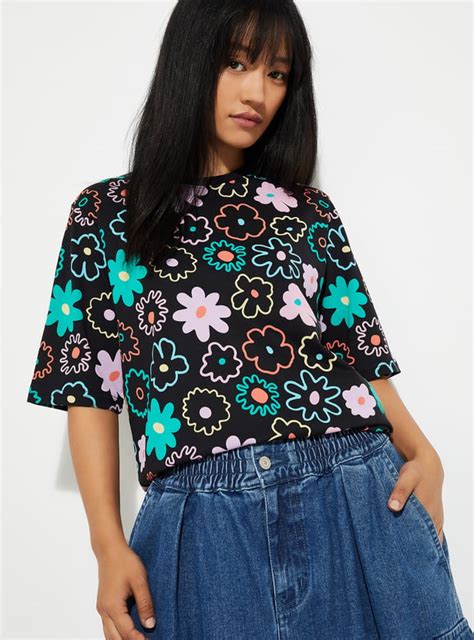 Buy URB_N Women Floral Print Relaxed Fit T-shirt Online at just Rs. 399 ...