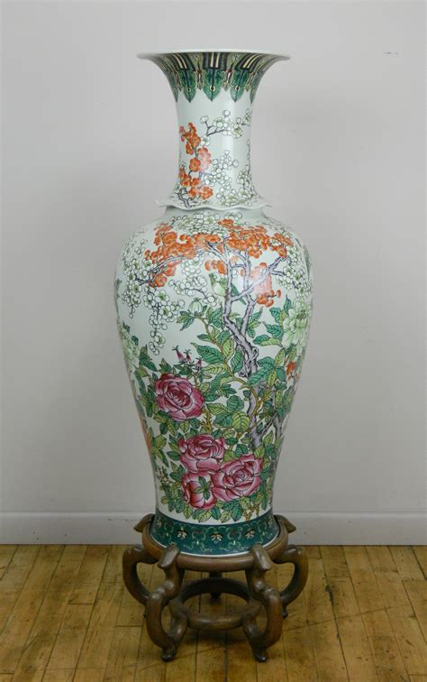 Sold Price: Large Chinese porcelain floor vase - September 6, 0119 9:30 ...