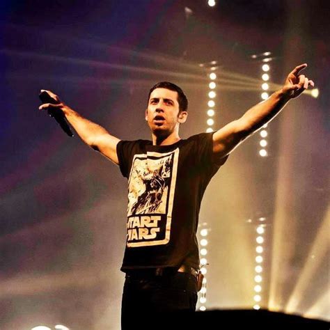 Example Singer 的图像结果