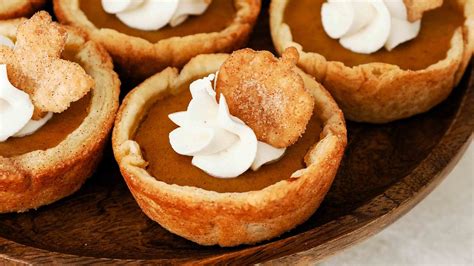 Mini Pumpkin Pies - The Floral Apron