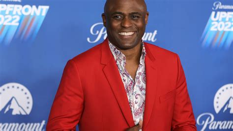 ‘Let’s Make A Deal’ Host Wayne Brady Reveals He Is ‘Pansexual’