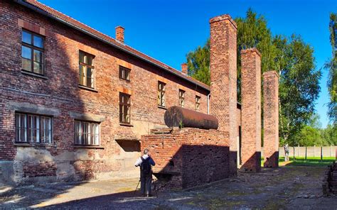 From Krakow: Auschwitz-Birkenau & Oskar Schindler's Factory Guided Tour