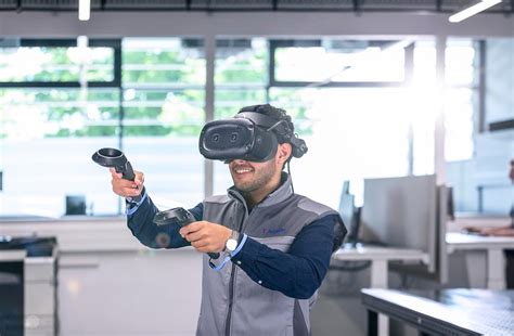 Webasto Career - Open Up New Career Perspectives