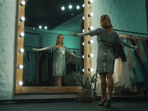 AI Can Help Predict Storms, Cyclones - The New Age: Now Algorithms Can ...