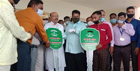 Jharkhand 10th & 12th Toppers Get Cars From Education Minister As A ...