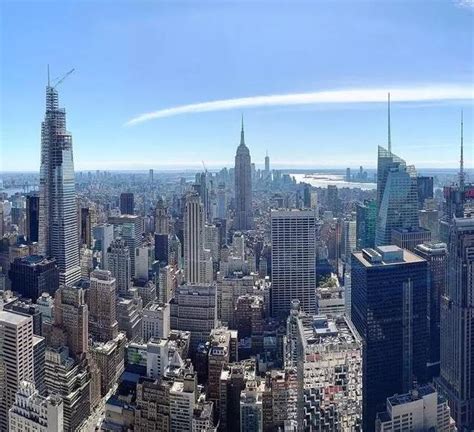 【4K】纽约曼哈顿航拍-密集的摩天大楼（密恐慎入）-bilibili(B站)无水印视频解析——YIUIOS易柚斯