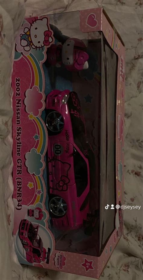 nissan skyline gtr r34 hello kitty en 2025 | Cosas de hello kitty ...