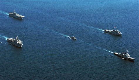 Essex Amphibious Ready Group Operates in South China Sea | DefenceTalk