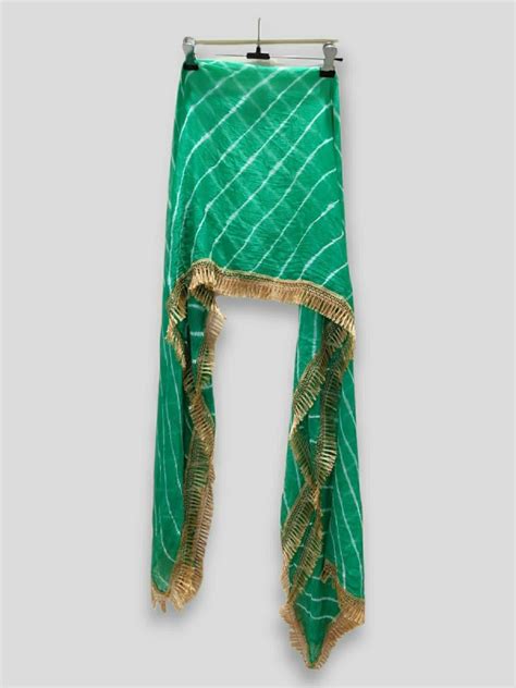 Dupattas in 2025: Trending Colors, Fabrics, and Styles Women Need to K ...