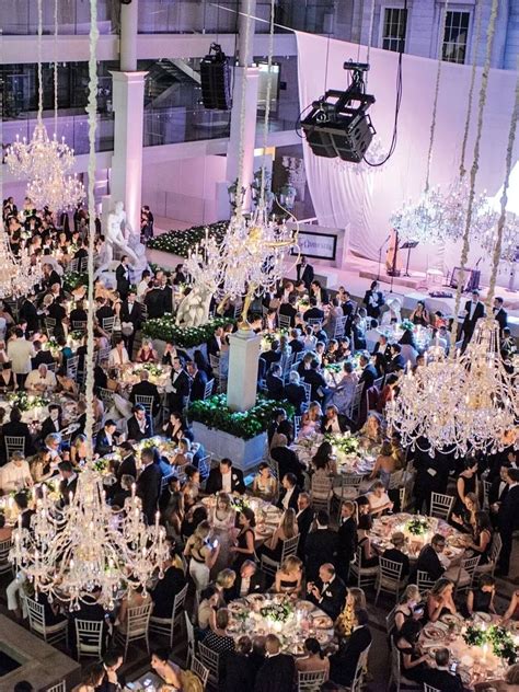 What exactly goes into the Met Gala seating chart? | Vogue India