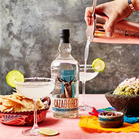 Tequila Cazadores Blanco Logo