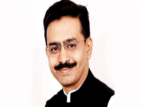 Cong MP Rajeev Satav died due to secondary pneumonia with multi-organ ...