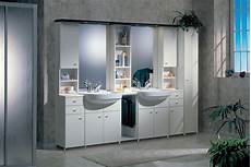 mobile bagno doppio lavello mobile bagno con doppio lavello in bianco su bianco mobile bagno doppio lavello mobile bagno con doppio lavello in bianco su bianco