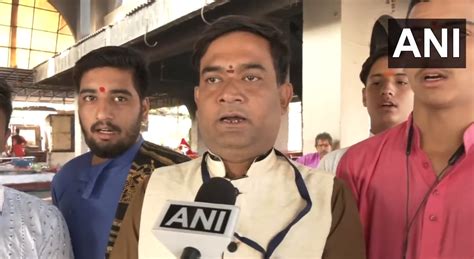 Fans pray for India victory in semi-final against New Zealand as ...