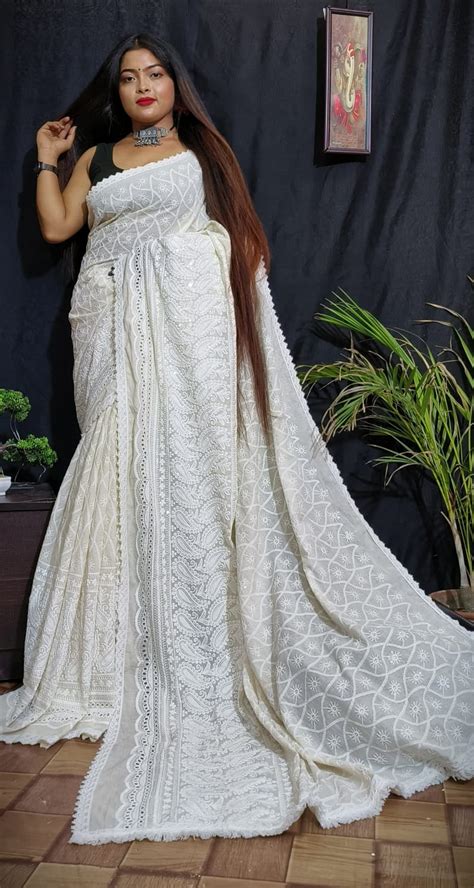 Cotton Hakoba Embroidery Saree – Monamaar