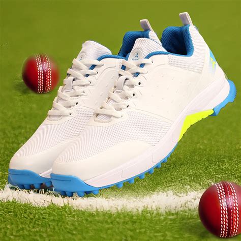 Buy Avant Men's Active Force Cricket Shoes - White/Teal Online in India ...