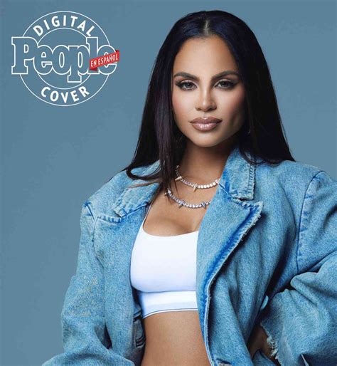 Natti Natasha habla de estar lejos de Raphy Pina y su vida con su hija.