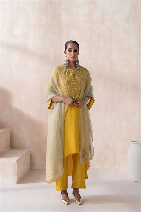 High-Low Shirt with Pants and Dupatta