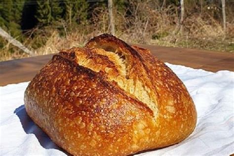 Recept za prirodni kvasac (starter) i kruh s prirodnim kvascem – Recepti