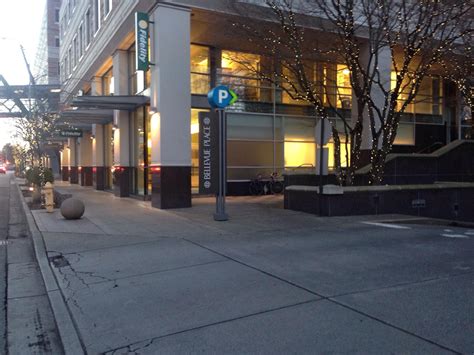Bellevue Place - Parking in Bellevue | ParkMe